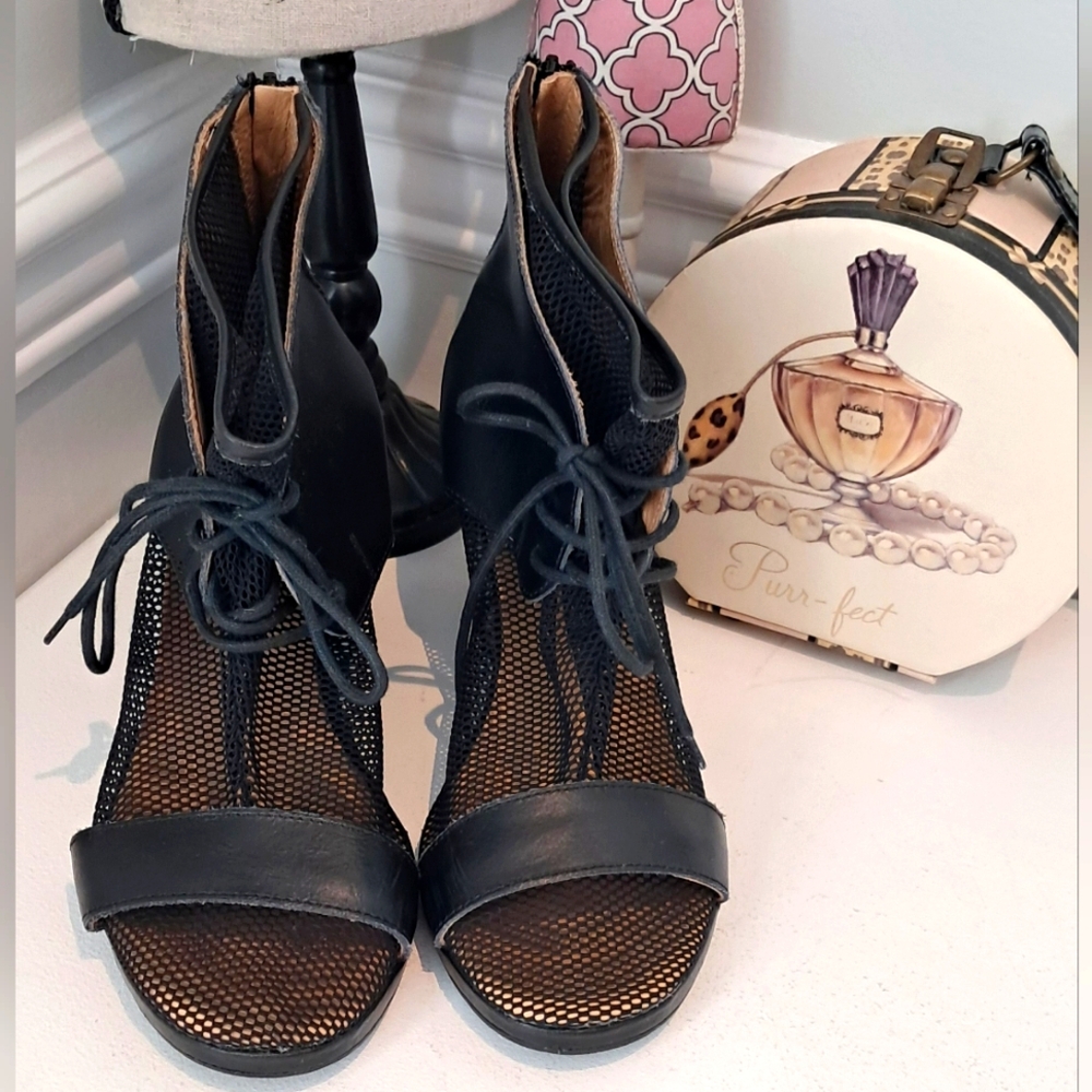 MM6 Maison MartinMargielia Black Mesh Wedge Shoes Sz 40/10M Pre-Owned